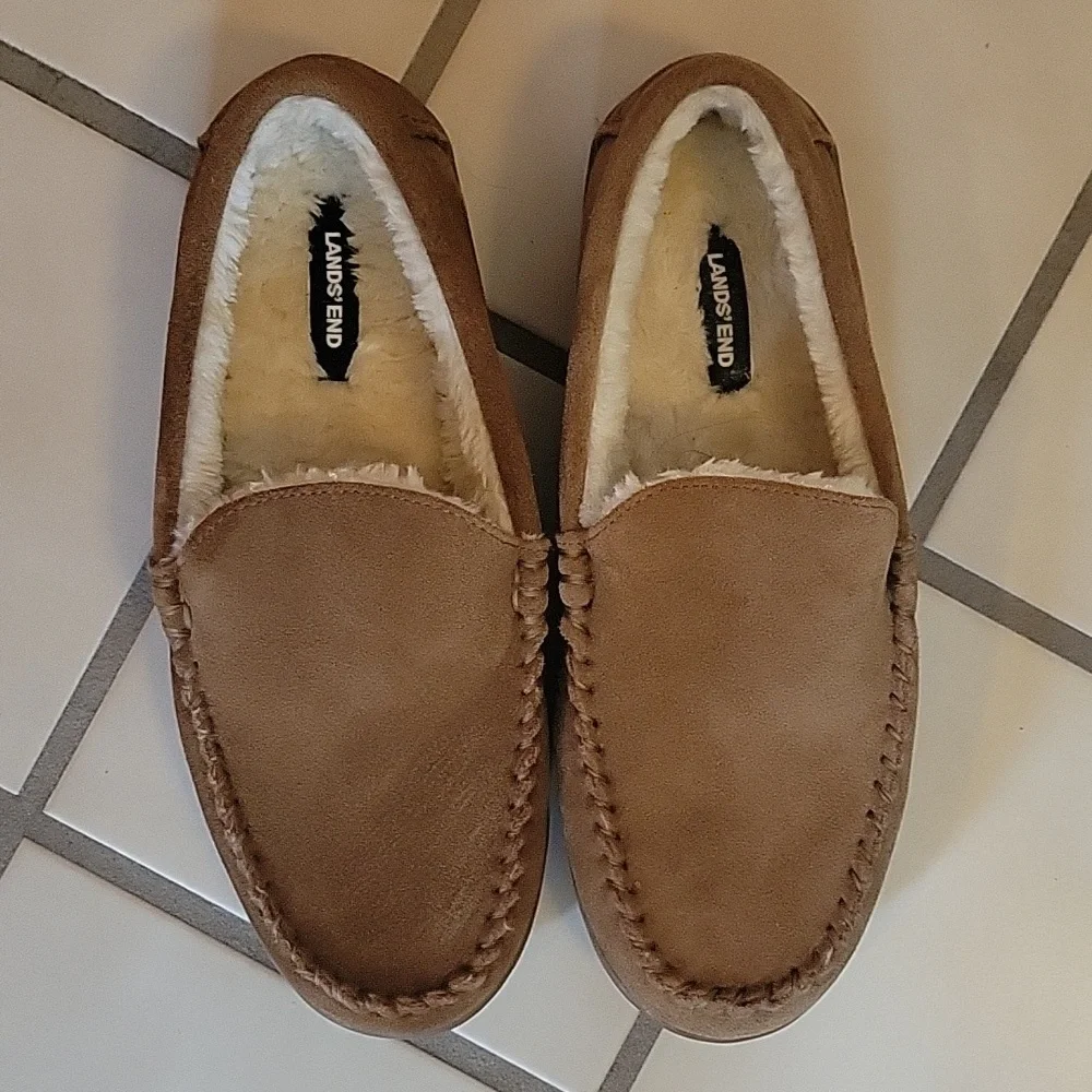 Lands' End Men's Suede Leather Moccasin Slippers faux fur lining